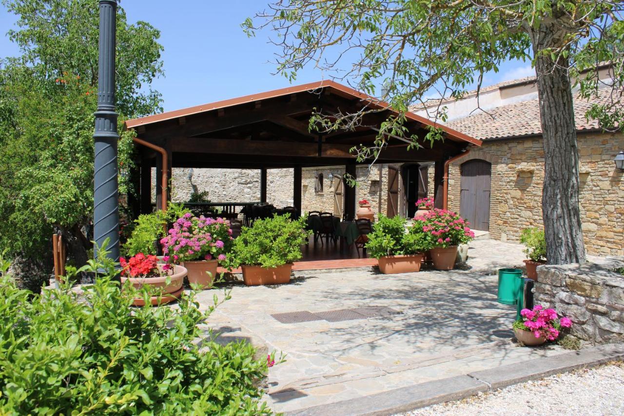 Agriturismo Sant'Agata Guest House Piana Degli Albanesi Luaran gambar