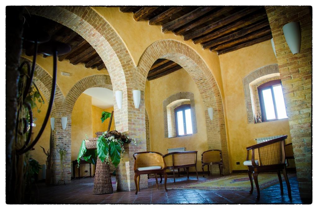 Agriturismo Sant'Agata Piana Degli Albanesi Luaran gambar