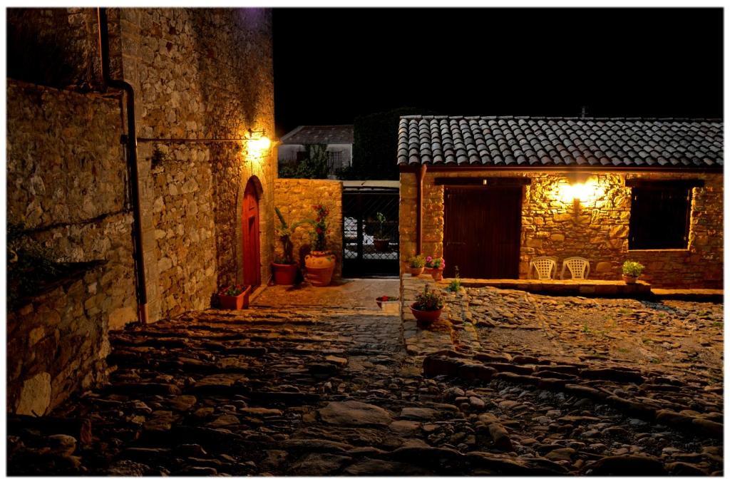 Agriturismo Sant'Agata Piana Degli Albanesi Luaran gambar