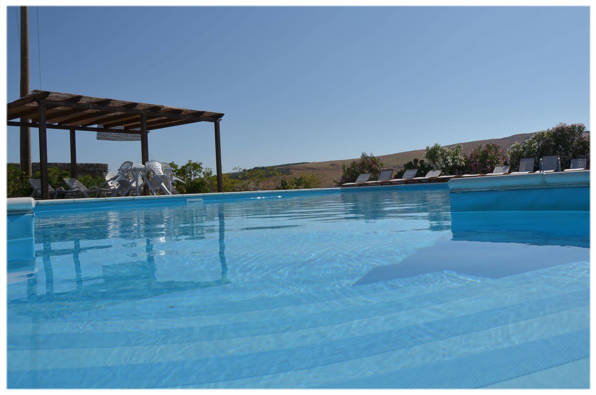 Agriturismo Sant'Agata Piana Degli Albanesi Luaran gambar